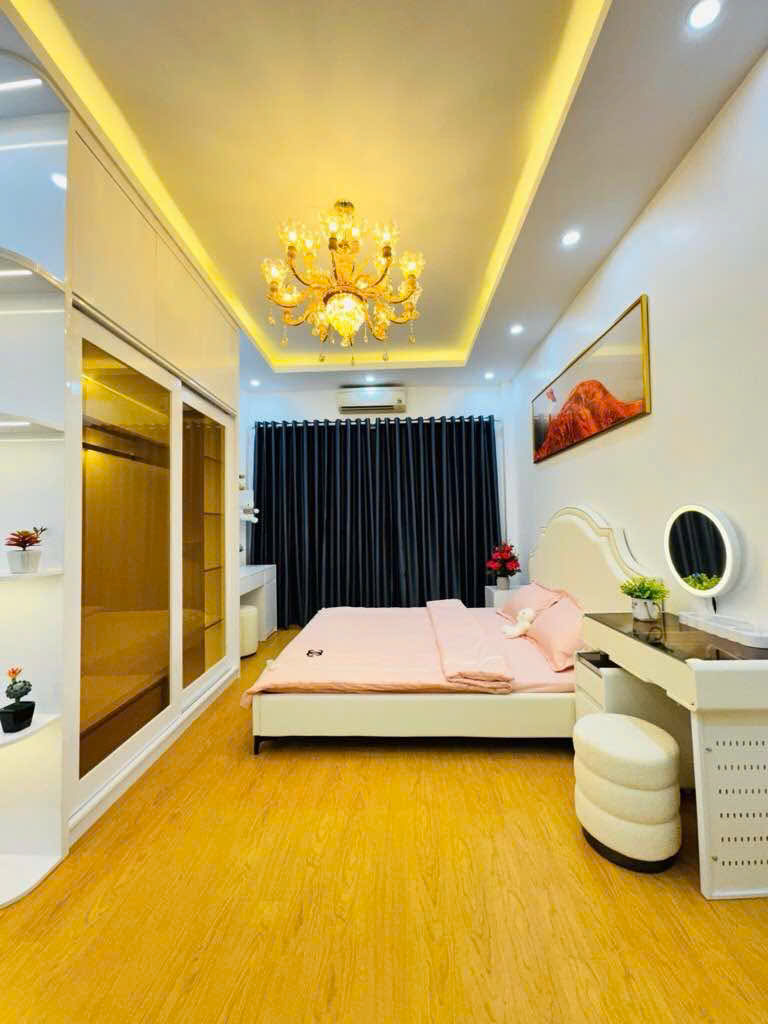 Trung tâm Đống Đa, nhà đẹp ở ngay full nội thất xịn, 3 ngủ đủ công năng